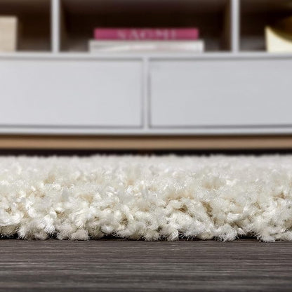 JONATHAN Y Mercer Shag Plush Tassel Cream Indoor Area Rug, 5x8, Contemporary, Modern, Easy-Cleaning for Living Room, Bedroom, Kitchen, Pet Friendly, Non-Shedding (MCR100D-5)