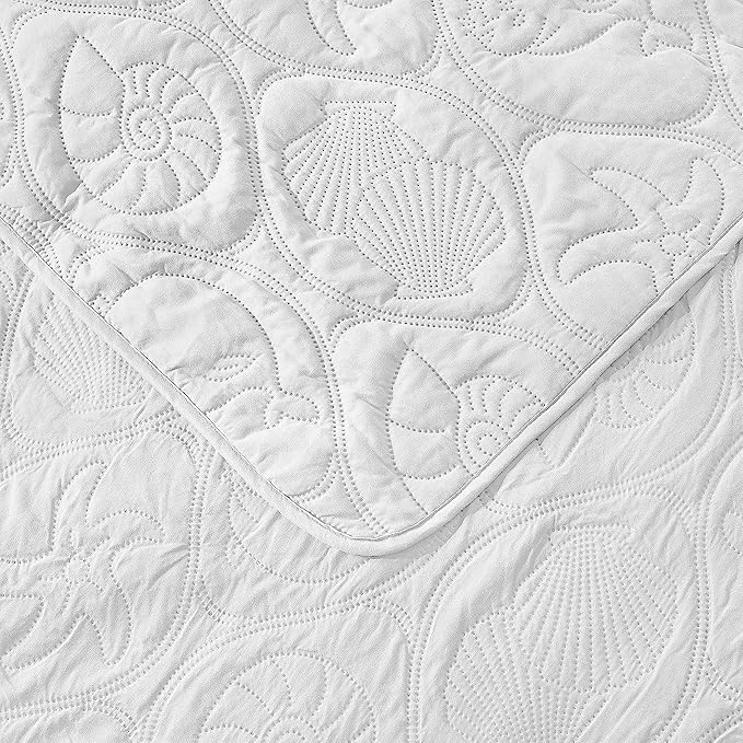 Pure Bedding Quilt Set Full/Queen Size White - Oversized Bedspread - Soft Microfiber Coverlet for All Season - Includes 1 Quilt and 2 Shams, Ocean Star Pattern
