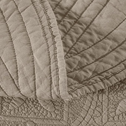 Calla Angel Sage Garden Luxury Pure Cotton Matelasse Quilt, King, Coffee