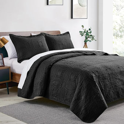 Love's cabin California King Size Quilt Bedding Set Black Bedspreads - Cal King Summer Lightweight Bedspread Comforter - Coin Pattern Coverlet for All Season - 3 Pieces (1 Quilt, 2 Pillow Shams)
