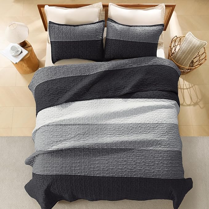 Litanika Quilt King Size Black, Grey and White, Gray Stripe Patchwork Summer Bedspread Coverlet 3 Pieces, Soft Lightweight Microfiber Comforter Bedding Set for All Season(1 Quilt, 2 Pillowcases)