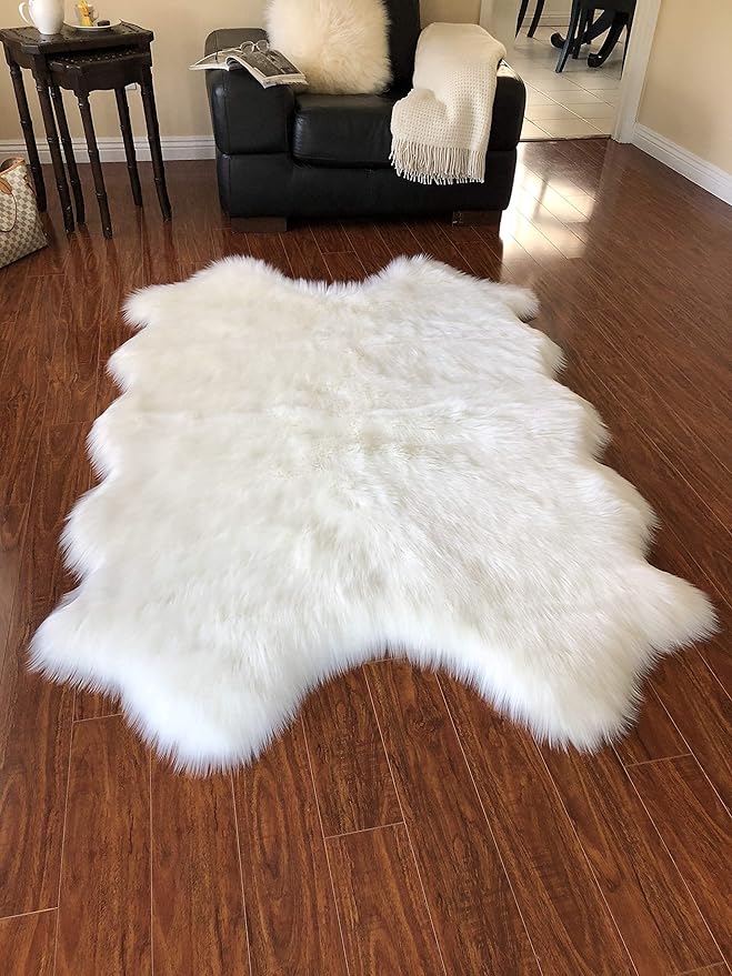 Free Shape Luxury Soft Fluffy Shag Area Rug Single Quarto 4 Pelts 4'x6',120x180 cm - Vegan Fur Ultra Soft Indoor Carpet Nursery Rugs for Bedroom Home Decor, White