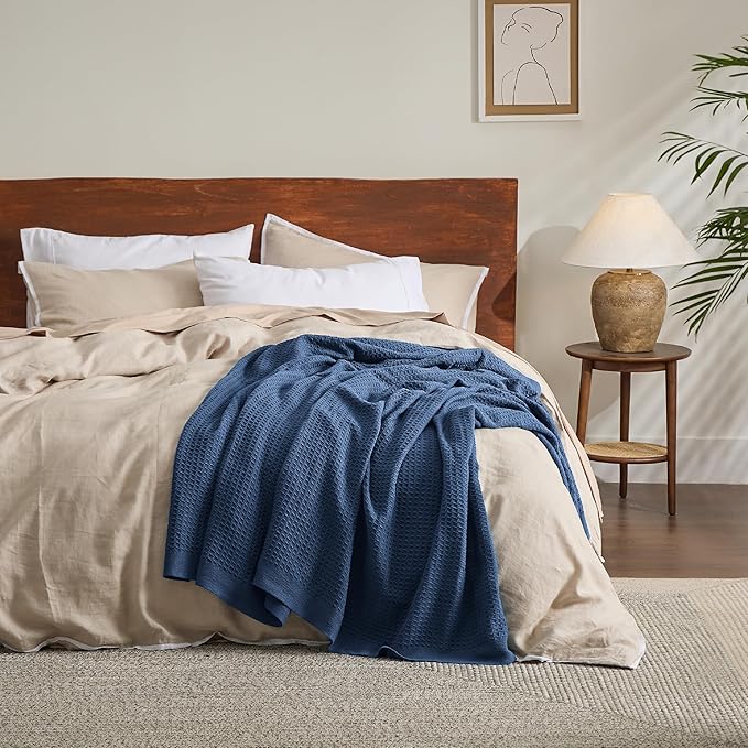 Bedsure Gentlesoft 100% Cotton Blanket Twin XL Size for College Dorm - Breathable and Soft, Waffle Weave Twin Blanket for Summer, Dorm Room Essentials, Navy, 66x90 inches
