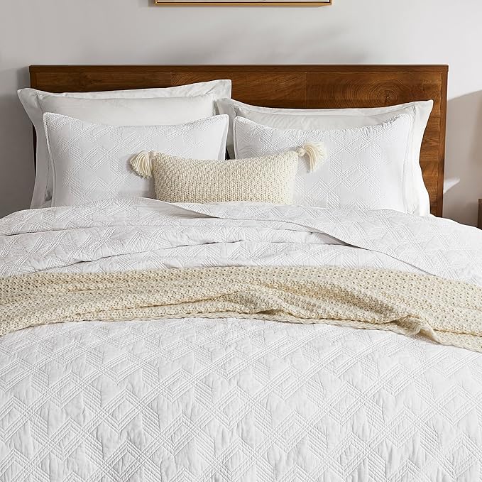 WDCOZY 100% Cotton Twin Size Quilt Set - White Pre-Washed Soft Lightweight Modern Bedspread, Farmhouse Country Rustic Coverlet, Textured Like Linen, Shabby Chic Gauze Bedding, 2 Pieces