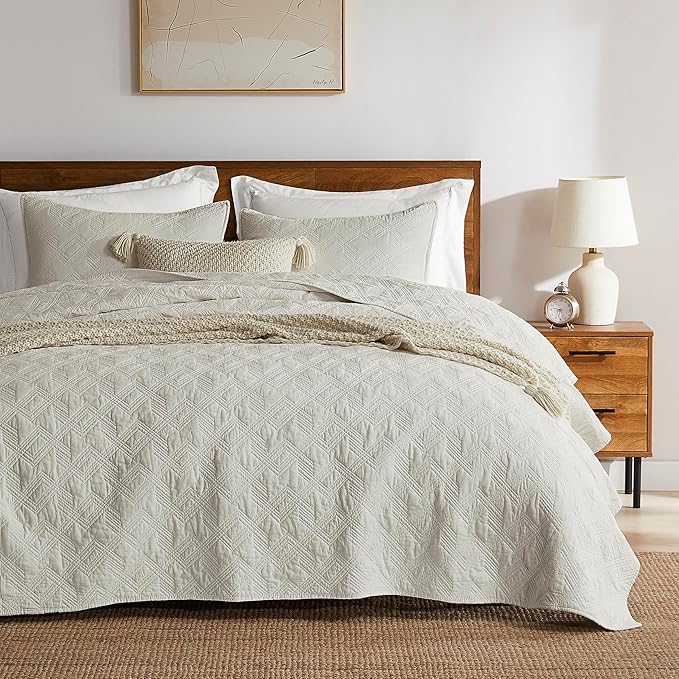 WDCOZY 100% Cotton Twin Size Quilt Set - Beige Pre-Washed Soft Lightweight Modern Bedspread, Farmhouse Country Rustic Coverlet, Textured Like Linen, Shabby Chic Gauze Bedding, 2 Pieces
