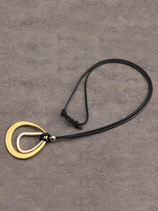 Leather Necklace for Women Boho Choker Necklace Long Cord Leather Pendant Bohemian Neckalce Vintage Alloy Pendant Leather Rope Necklace Wooden Necklaces for Women