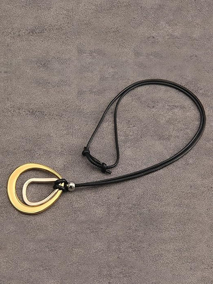 Leather Necklace for Women Boho Choker Necklace Long Cord Leather Pendant Bohemian Neckalce Vintage Alloy Pendant Leather Rope Necklace Wooden Necklaces for Women