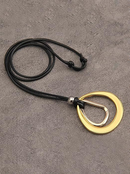 Leather Necklace for Women Boho Choker Necklace Long Cord Leather Pendant Bohemian Neckalce Vintage Alloy Pendant Leather Rope Necklace Wooden Necklaces for Women