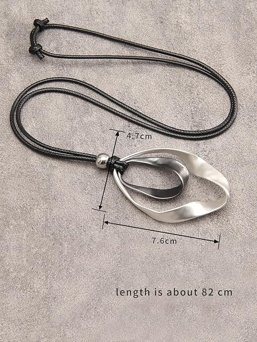 Leather Necklace for Women Boho Choker Necklace Long Cord Leather Pendant Bohemian Neckalce Vintage Alloy Pendant Leather Rope Necklace Wooden Necklaces for Women