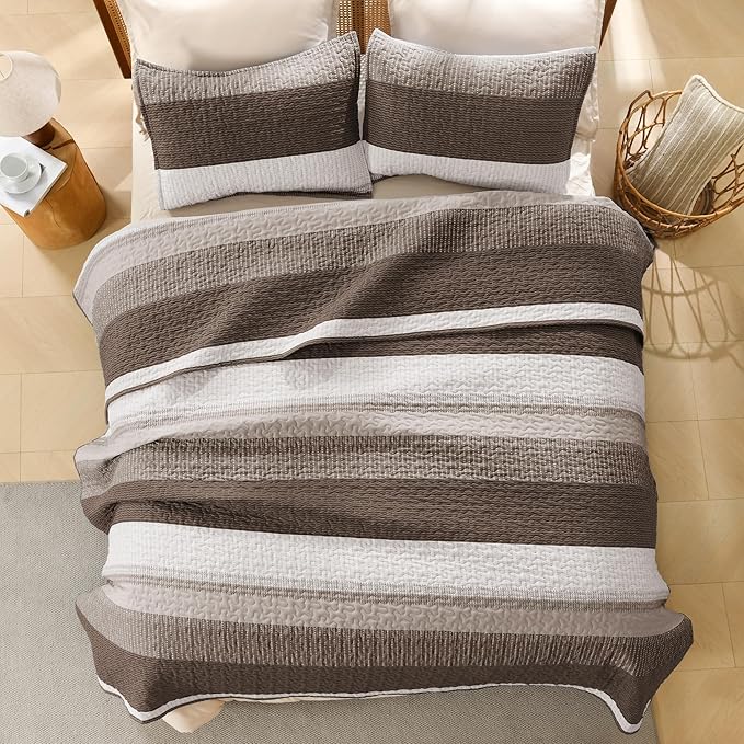 Litanika Oversized King Quilt Set Brown, 128x120 Stripe Bedspread Coverlet 3 Pieces, Brown Lightweight Quilted Bedding Set for All Season(Super King Plus-1 Quilt, 2 Pillowcases)