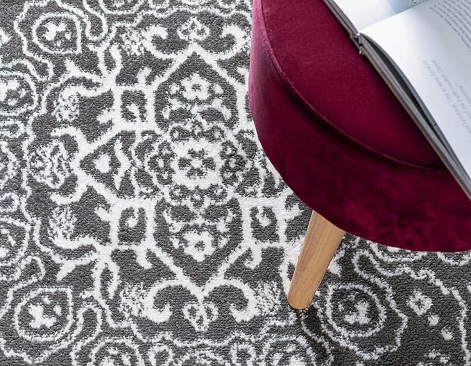 Rugs.com Arlington Collection Rug – 8' x 10' Oval Dark Grey Medium-Pile Rug Perfect for Living Rooms, Large Dining Rooms, Open Floorplans