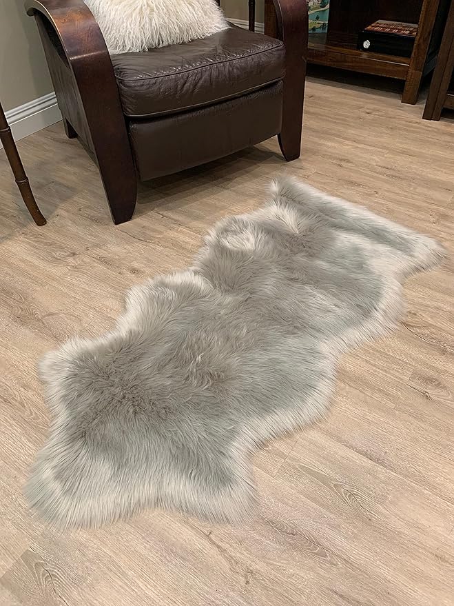 LAMBZY Faux Sheepskin Super Soft Hypoallergenic Silky Shag Rug for Living Room, Kids Room, Sofa (Single and a Half 2'x4'6", Grey)