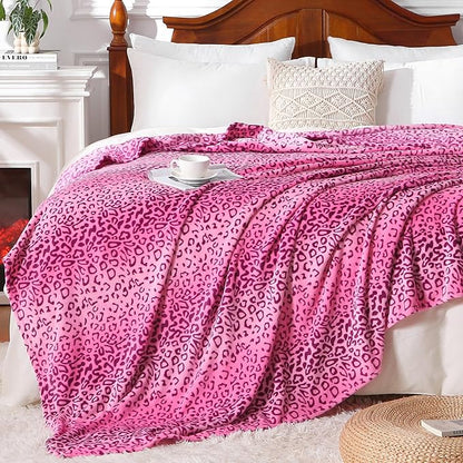 Viviland Flannel Fleece Blanket King Size 90x90 inches, Lightweight, Super Soft Cozy Warm Blanket, Cheetah Print Pink