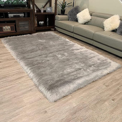 LAMBZY High Pile Super Soft Faux Sheepskin Rug (4'x6', Grey)