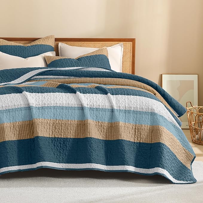 Litanika California King Quilt Set FBird,Stripe Patchwork Summer Bedspread Coverlet, Soft Lightweight Microfiber Quilt Bedding Set for All Season(1 Quilt, 2 Pillowcases)