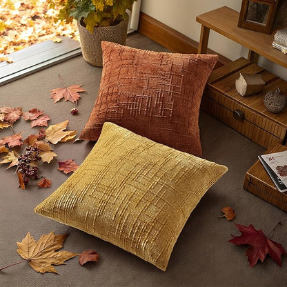 decorUhome Spring Rust Chenille Throw Pillow Covers 18x18 Set of 2 Textured Slubby Couch Pillow Covers Farmhouse Accent Modern Neutral Decorative Pillow Cases for Bed Sofa Living Room