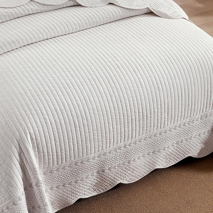 MarCielo 100% Cotton Quilt Set White Lightweight Bedspread with Scalloped Edge, Farmhouse Vintage Bedding, All Season Use(TC Off-White,King (114"x102"))