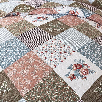 HoneiLife Quilt Set - 3 Piece Microfiber Reversible Bedspreads Patchwork Coverlets Floral Bedding Set All Season- Splicing Mocha Rose,Queen/Full Size