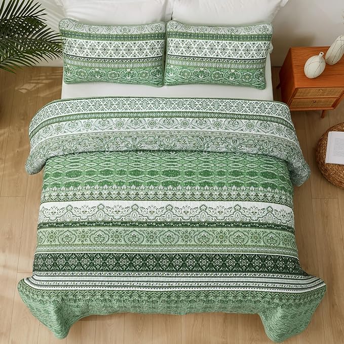 WONGS BEDDING Boho King Quilt Set, Light Green Bohemian Quilt Bedding Set, Lightweight Bed Decor Bedspread for All Season Reversible Microfiber Coverlet Bedding Set 103"x90"(3 Pieces)