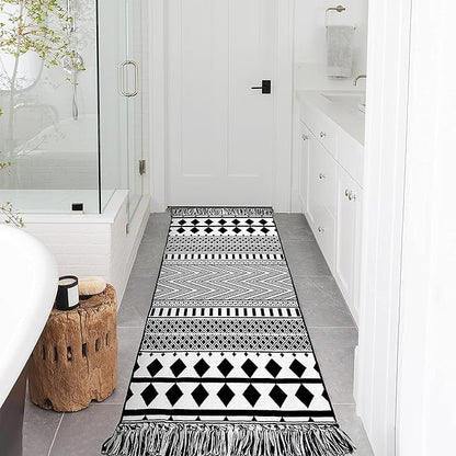 IOHOUZE Kitchen Hallway Runner Rug -2'x6' Boho Black White Entryway Runner Rugs for Halloween Decor/Fall Decor, Woven Indoor Outdoor Carpet Rugs, Washable Rag Rug for Bedroom/Bathroom/Laundry Room