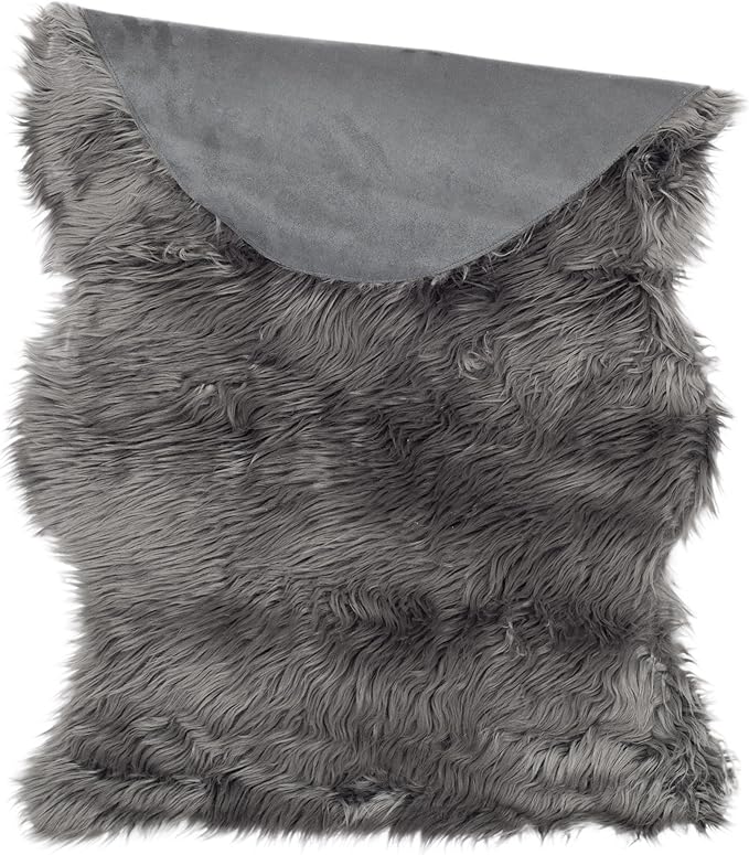 SAFAVIEH Faux Sheep Skin Collection 5' x 7' Grey FSS115D Silken Glam 2.35-inch Thick Area Rug