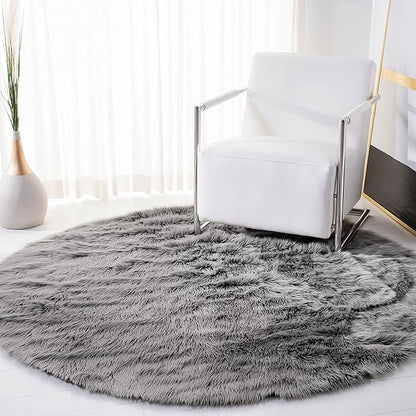 SAFAVIEH Faux Sheep Skin Collection 5' Round Grey FSS235D Silken Glam 2.35-inch Thick Area Rug