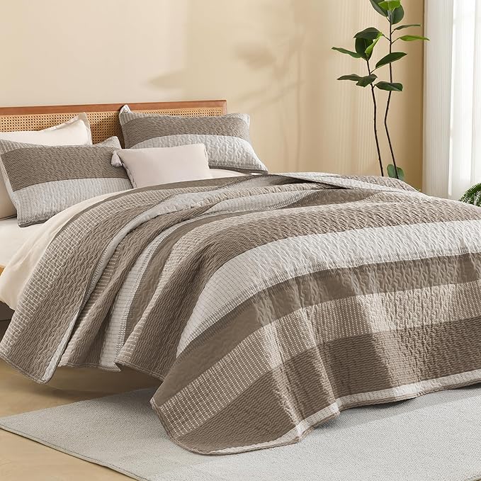 Litanika Quilt Queen Size Hazel, Stripe Patchwork Summer Bedspread Coverlet 3 Pieces, Soft Lightweight Microfiber Quilted Bedding Set for All Season(1 Quilt, 2 Pillowcases)