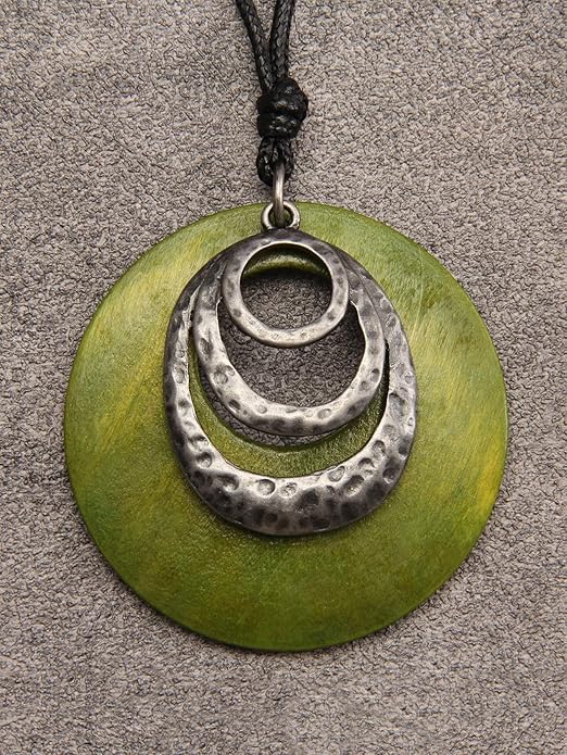 Leather Necklace for Women Boho Choker Necklace Long Cord Leather Pendant Bohemian Neckalce Vintage Alloy Pendant Leather Rope Necklace Wooden Necklaces for Women