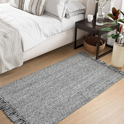 Collive Washable Area Rug 3' x 5', Modern Woven Kitchen Rugs, Grey/Cream Braided Cotton Rug Indoor Door Mat Throw Carpet for Entryway Living Room Nursery Mudroom Laundry Room