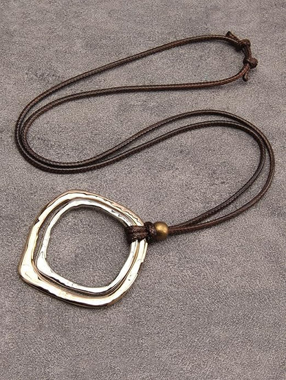 Leather Necklace for Women Boho Choker Necklace Long Cord Leather Pendant Bohemian Neckalce Vintage Alloy Pendant Leather Rope Necklace Wooden Necklaces for Women