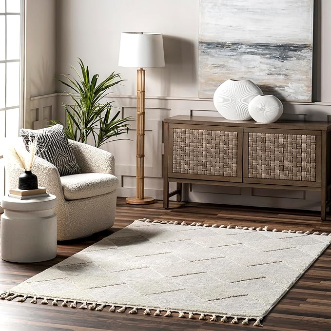 Nuloom Marissa Off-White/Grey, 7'10" x 10', Diamond, Tassel, Soft and Cozy, High Traffic, Stain Resistant, Easy Clean, Durable Area Rug for Bedroom, Living Room, Dining Space, Den, Foyer, Entryway