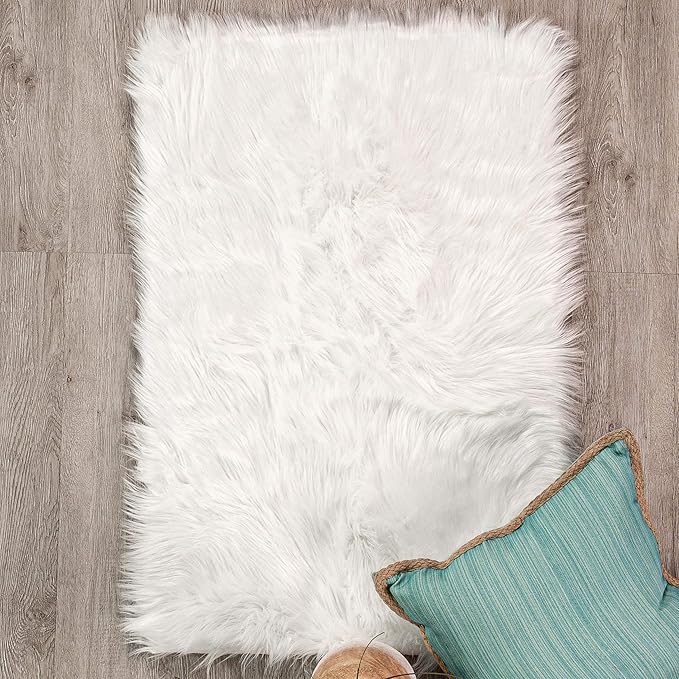 Small 2x3 Faux Fur Rug - White Fluffy Mat for Bedroom - Small White Fur Carpet for Bedside - Kids Bedroom Decor