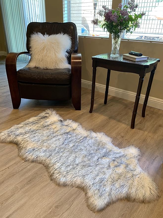 LAMBZY Faux Sheepskin Super Soft Hypoallergenic Silky Shag Rug for Living Room, Kids Room, Sofa (Single and a Half 2'x4'6", White/Black Tips)