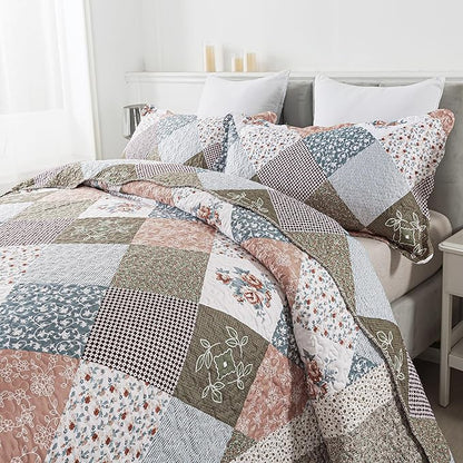 HoneiLife Quilt Set Twin Size - 2 Piece Microfiber Quilts Reversible Bedspreads Patchwork Coverlets Floral Bedding Set All Season Quilts- Splicing Mocha Rose