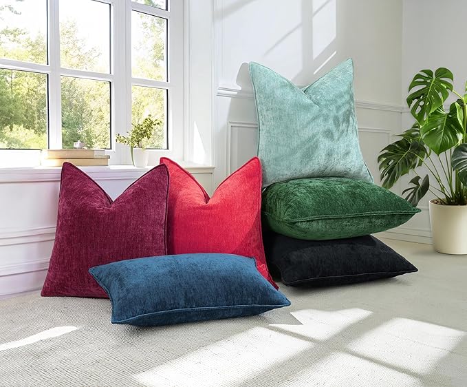 decorUhome Spring Couch Throw Pillow Covers 18x18 Set of 2, Decorative Soft Velvet Neutral Chenille Pillow Covers with Elegant Design for Sofa Bed Living Room Home Decor, Green