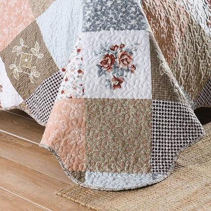 HoneiLife Quilt Set Twin Size - 2 Piece Microfiber Quilts Reversible Bedspreads Patchwork Coverlets Floral Bedding Set All Season Quilts with Geometric and Little Rose Print Pattern，Coffee