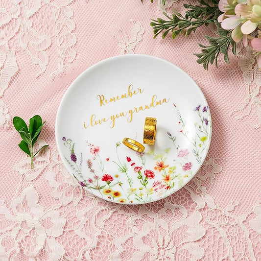 Crisky Jewelry Ring Dish for Grandma Birthday Gifts Thinking of You Gift for Grandmother New Fist Time, Personalized Christmas Valentine's Gift Ideas from Grandson Granddaughter (I Love You Grandma)
