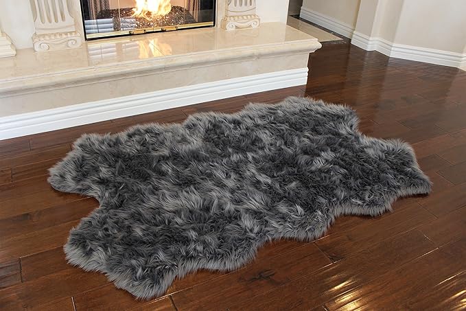 Nouvelle Legende Faux Fur Sheepskin Rug Quattro, Soft, Plush, Premium High-Pile Accent Rug for Bedrooms, Hallways & Living Spaces, Warm & Cozy, Faux Leather Backing, Easy Care, 43" x 73", Gray