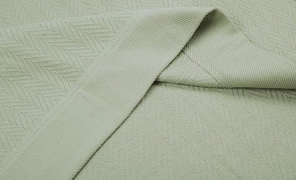 Threadmill Luxury Cotton King Size Blanket | All-Season Cozy Cotton Blankets for King Size Bed | Herringbone Soft Fall Thermal Blanket fits California King Size Bed 106 x 92 | Sage Green