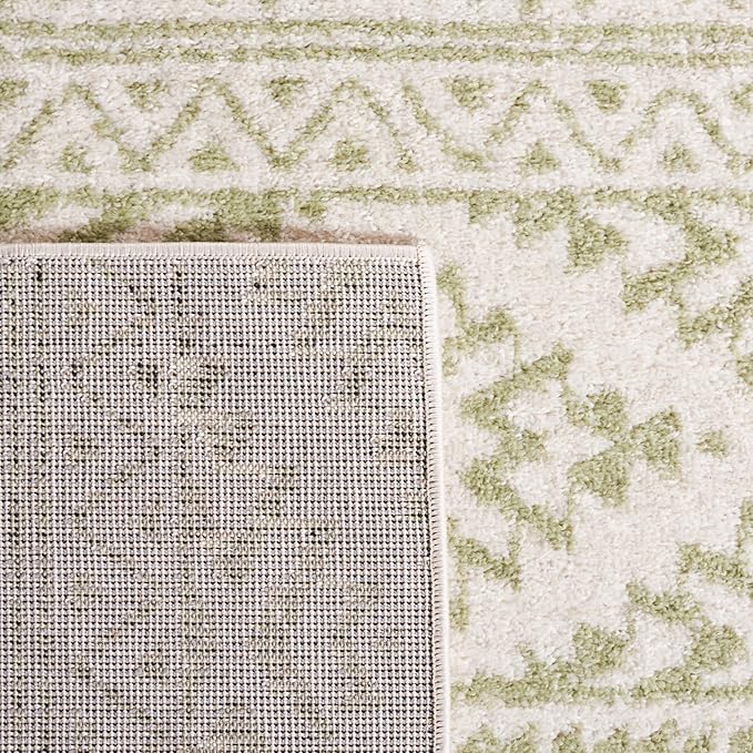 SAFAVIEH Tulum Collection Runner Rug - 2' x 8', Ivory & Sage, Moroccan Boho Tribal Design, Non-Shedding & Easy to Clean, Ideal for Living Room, Hallway, Foyer, Entryway, Bedroom (TUL272H)