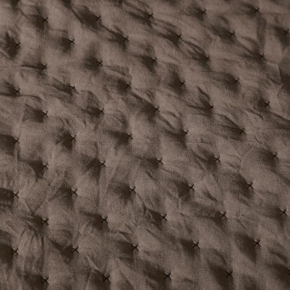 Amazon Basics Brushed Microfiber Quilt Set, Extra Soft with Natural Texture, 3-Piece,Queen/Full, Brown