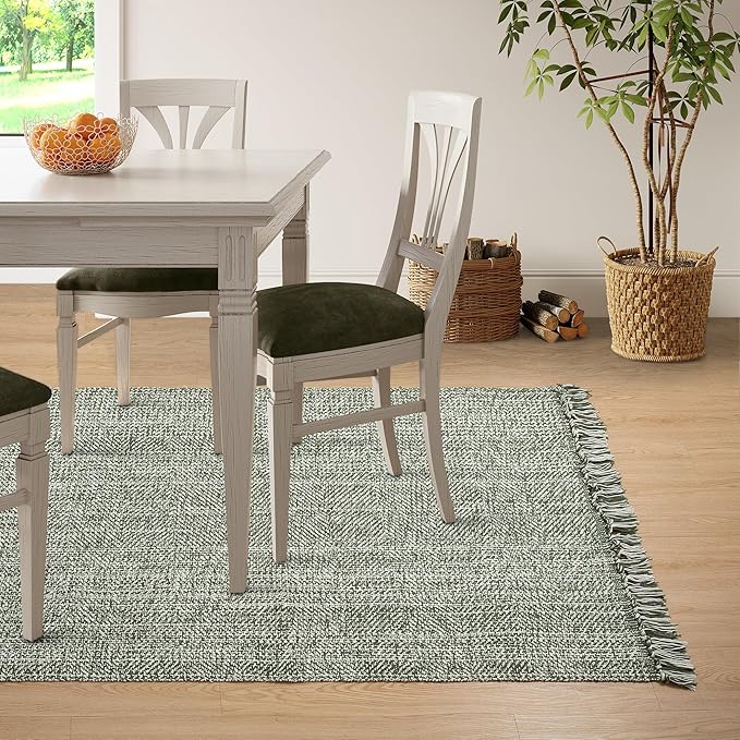 Collive Comfy Area Rug 4' x 6', Olive Green/Cream Woven Cotton Bedroom Rugs, Modern Indoor Accent Rug Floor Carpet with Tassel for Living Room, Nursery Room, Dining Room, Bedside, Office, Patio Decor