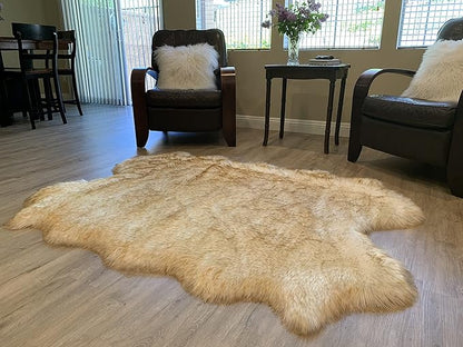 LAMBZY Faux Sheepskin Super Soft Hypoallergenic Silky Shag Rug for Living Room, Kids Room, Sofa (Quarto 4 Pelts 4'x6', White/Brown Tips)