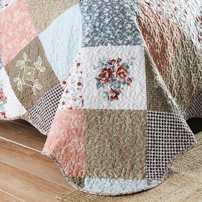 HoneiLife Quilt Set King Size - 3 Piece Microfiber Quilts Reversible Bedspreads Patchwork Coverlets Floral Bedding Set All Season Quilts-Mocha Rose,King Size