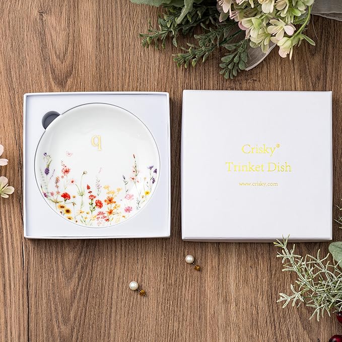 Crisky Initial Jewelry Tray Ring Dish & Gift Box, Ceramic Flower Trinket Dish for Rings Earrings Necklaces Keys, Bridal Shower Engagement Birthday Gift for Women, Friends 4.57" (Gold Foil Q