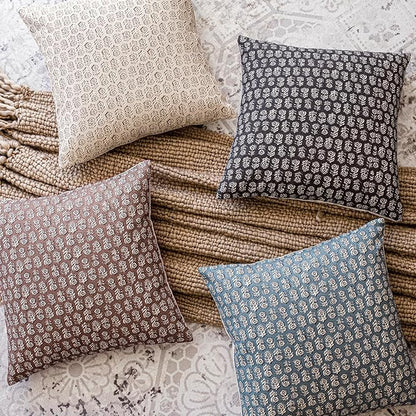 Foindtower Set of 2 Decorative Neutral Floral Print Throw Pillow Covers Vintage Accent Farmhouse Cushion Covers Boho Home Decor for Sofa Couch Chair Bedroom Living Room,18×18 Inch,Black