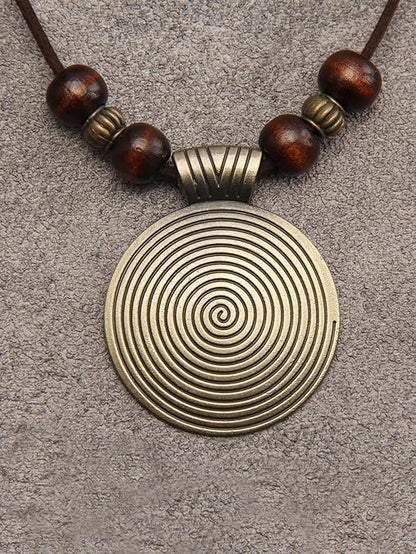 Leather Necklace for Women Boho Choker Necklace Long Cord Leather Pendant Bohemian Neckalce Vintage Alloy Pendant Leather Rope Necklace Wooden Necklaces for Women