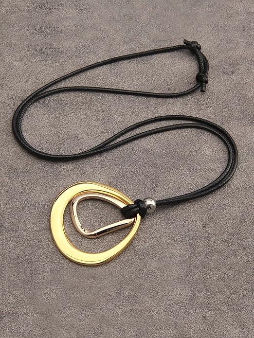 Leather Necklace for Women Boho Choker Necklace Long Cord Leather Pendant Bohemian Neckalce Vintage Alloy Pendant Leather Rope Necklace Wooden Necklaces for Women