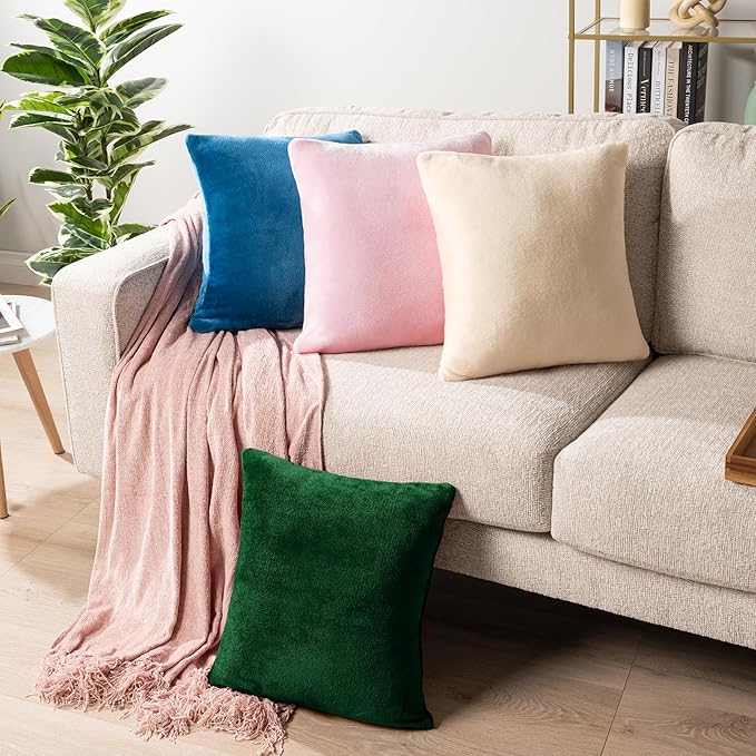 PAVILIA Emerald Green Throw Pillow Covers 18x18 Set of 2, Decorative Pillow Cases for Bed Sofa Couch, Boho Aesthetic Accent Decor Cushion Bedroom Living Room, Velvet Square Euro Sham Cover, Dark Green