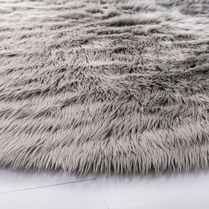 SAFAVIEH Faux Sheep Skin Collection 5' Round Grey FSS235D Silken Glam 2.35-inch Thick Area Rug